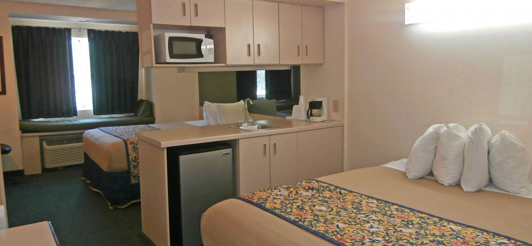 Beautiful Guest Room guest-room